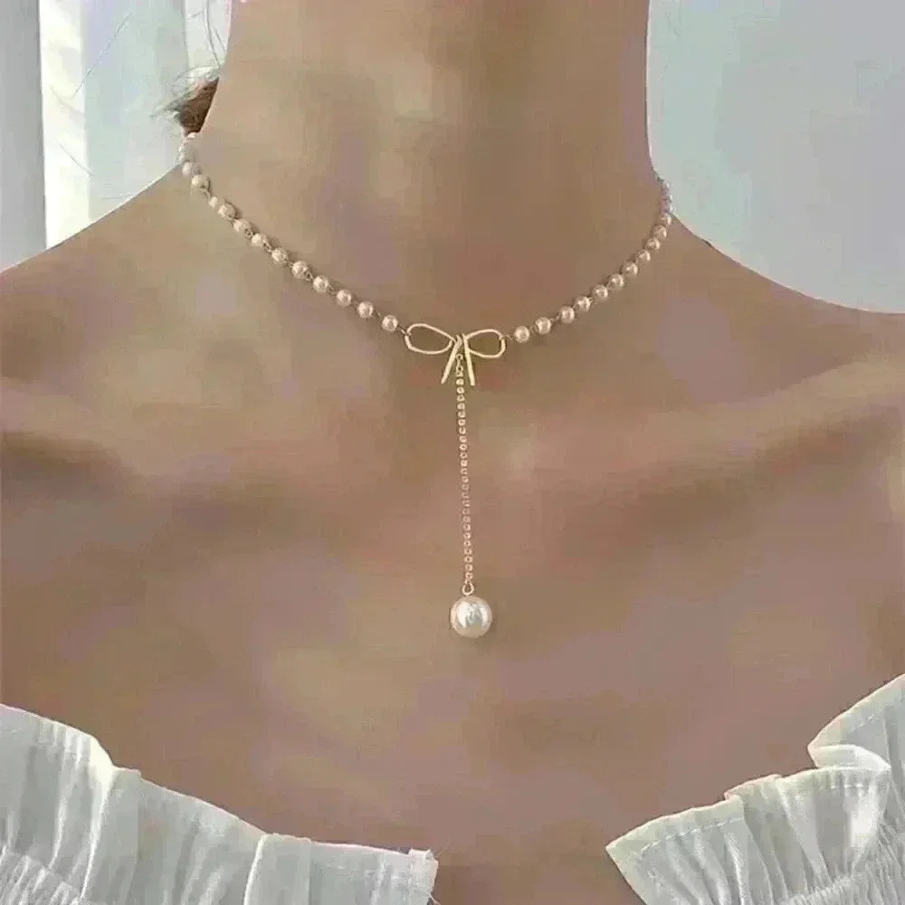 White Faux Pearls Beads Y-Shaped Necklace